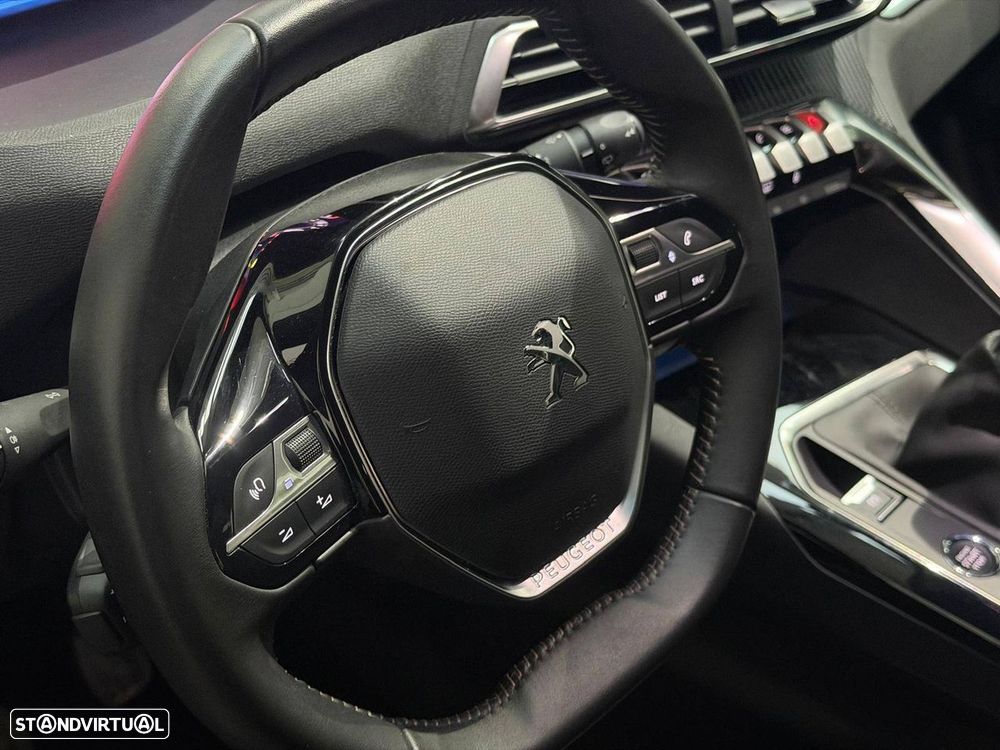 Peugeot 3008 1.2 PureTech Active Pack - 12