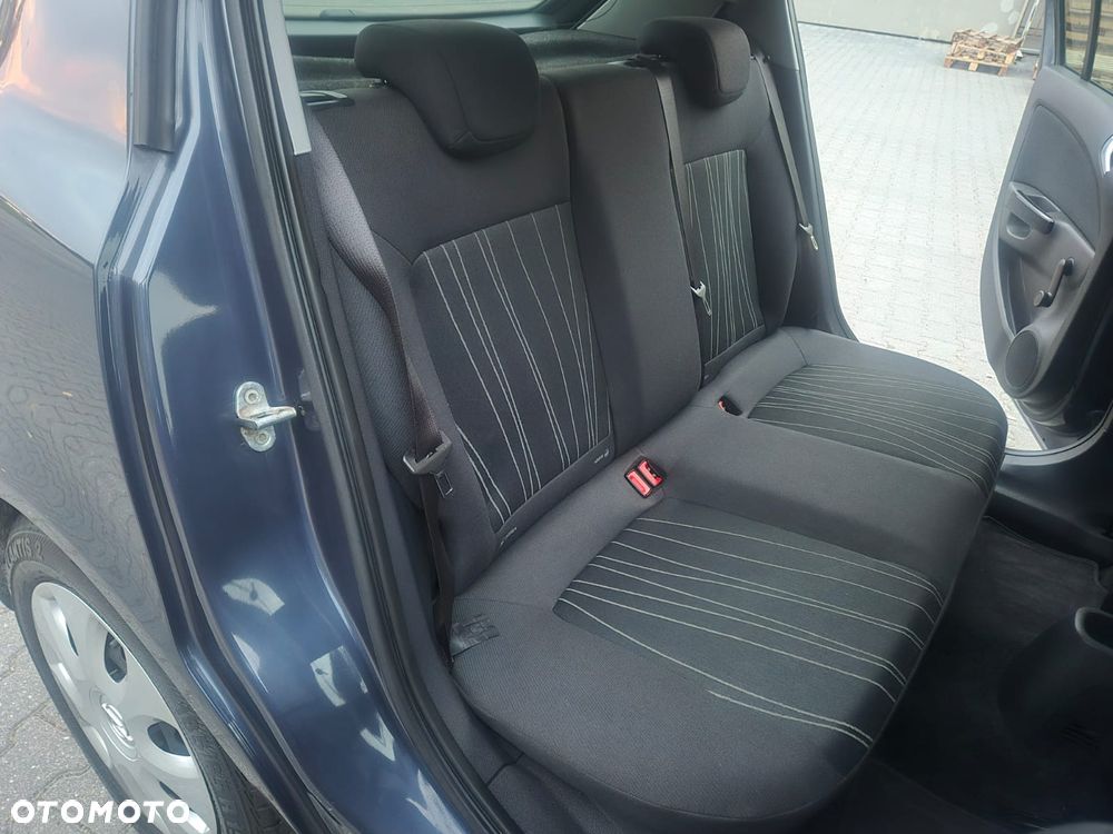 Opel Corsa - 16