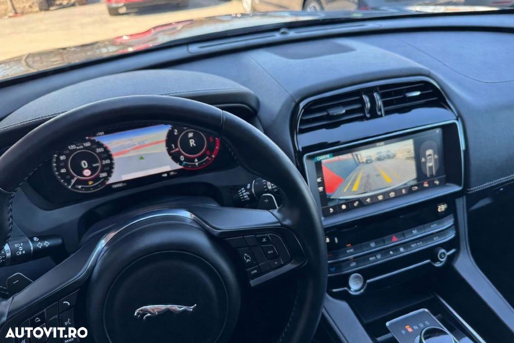Jaguar F-Pace 20d AWD Aut. R-Sport - 4
