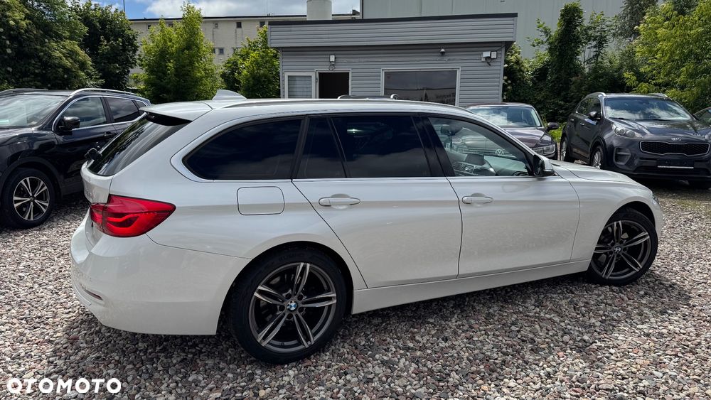 BMW Seria 3 320d Sport Line - 18