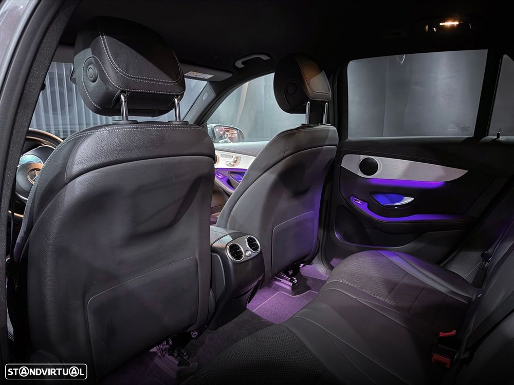 Mercedes-Benz GLC 300 e 4Matic 9G-TRONIC Avantgarde Advanced - 27