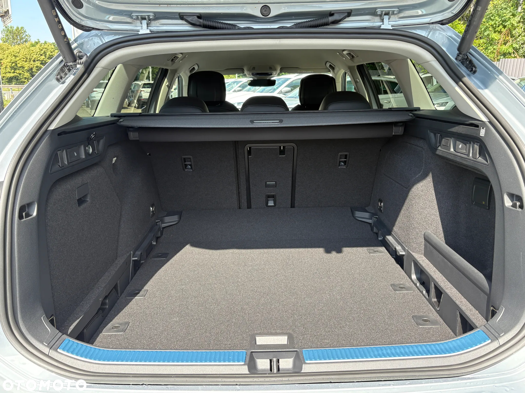 Volkswagen Passat 1.5 TSI ACT mHEV Business Plus DSG - 6