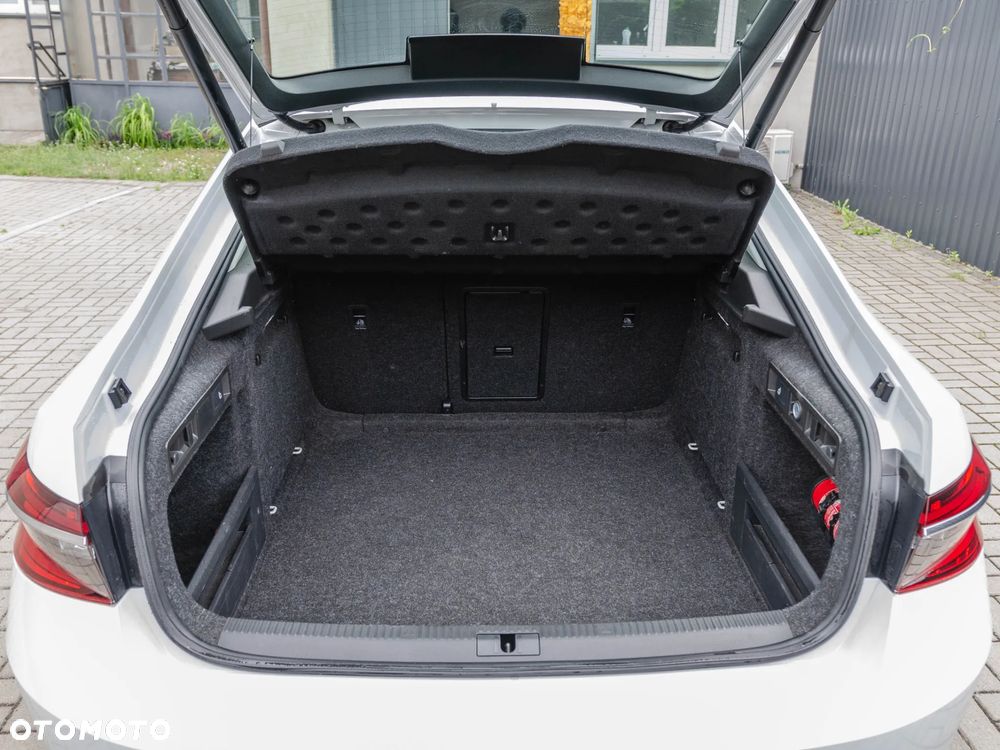 Skoda Superb 1.5 TSI Ambition DSG - 21