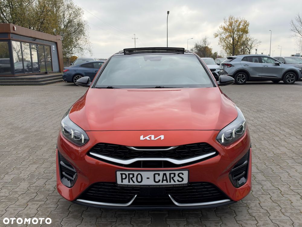 Kia Ceed 1.5 T-GDI MHEV GT-Line - 11
