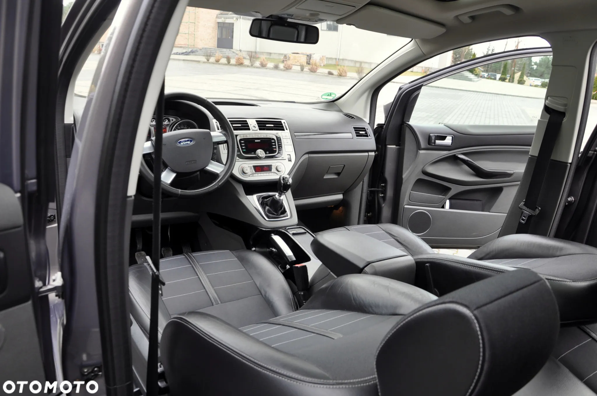 Ford Kuga 2.0 TDCi 4x4 Titanium - 30