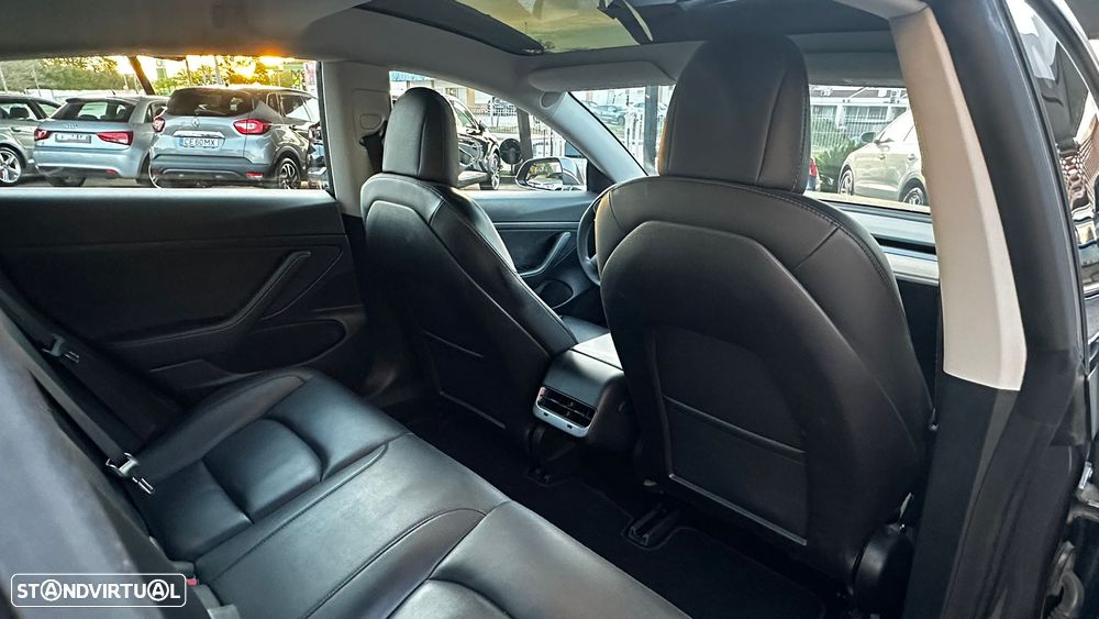 Tesla Model 3 Standard Range Plus RWD - 11