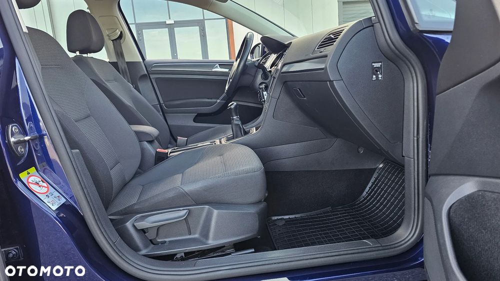 Volkswagen Golf 1.5 TSI BMT Comfortline - 13