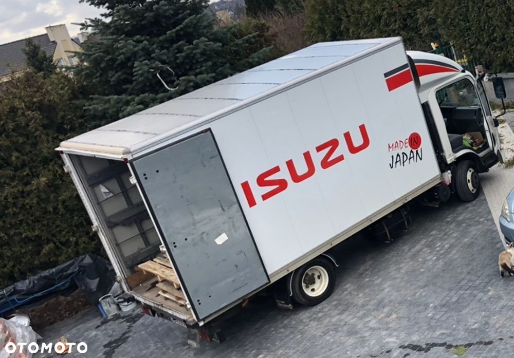 Isuzu N35 - 1