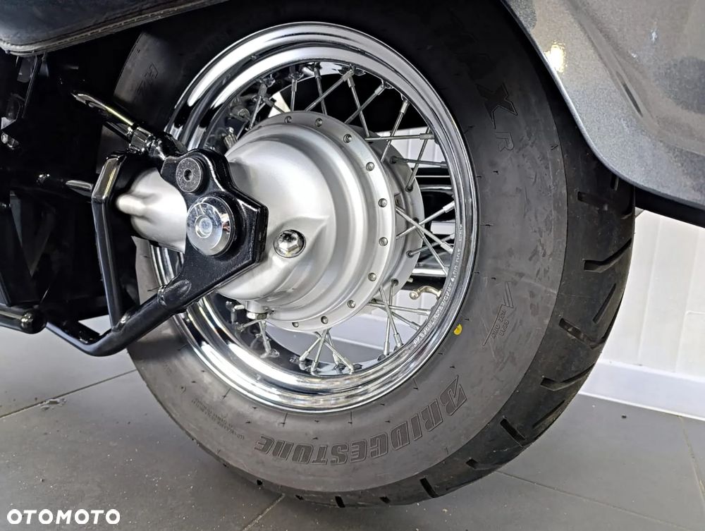Suzuki VL 800 Volusia - Boulevard C50 - 12