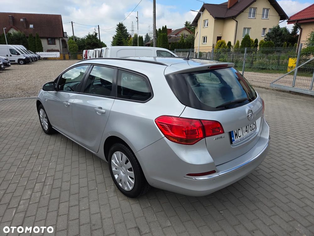 Opel Astra 1.7 CDTI Enjoy - 4