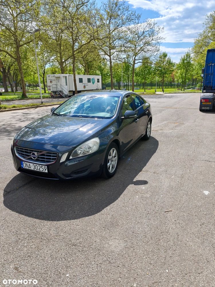 Volvo S60 D2 Edition - 2