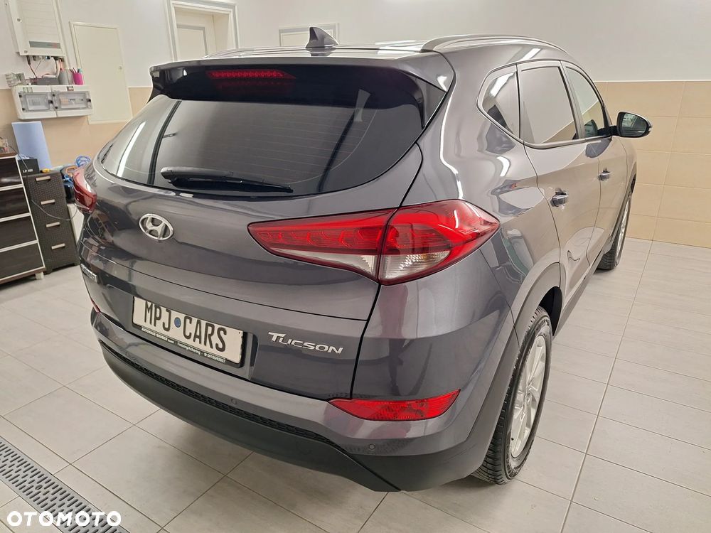 Hyundai Tucson blue 1.6 GDi 2WD Navi - 11