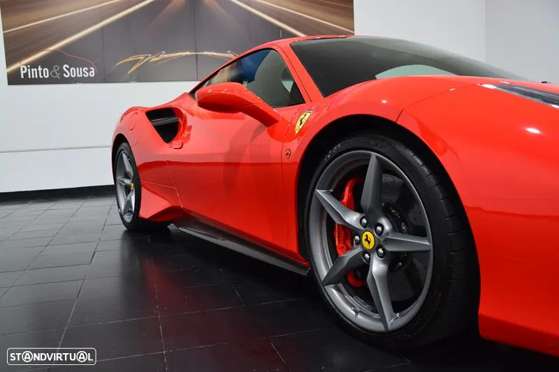 Ferrari 488 GTB - 16