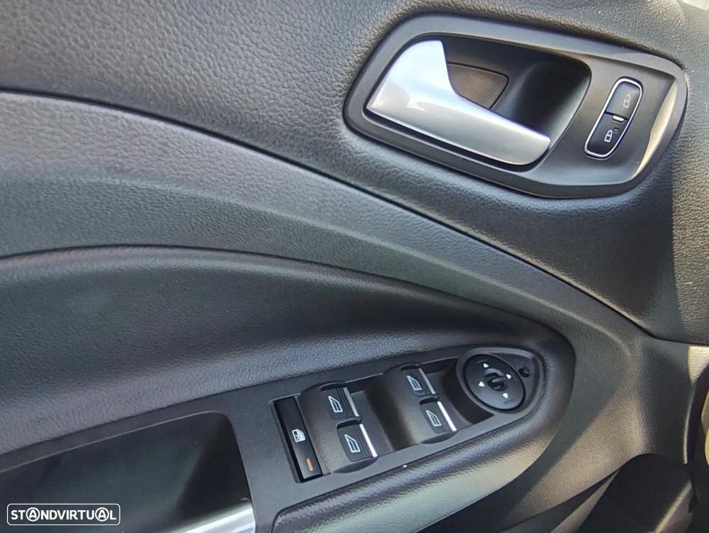 Ford Kuga 1.5 TDCi EcoBlue Titanium - 22