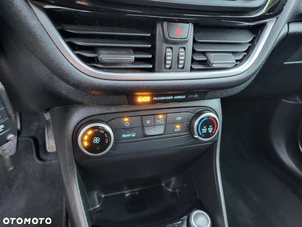 Ford Fiesta 1.1 S&S TREND - 21