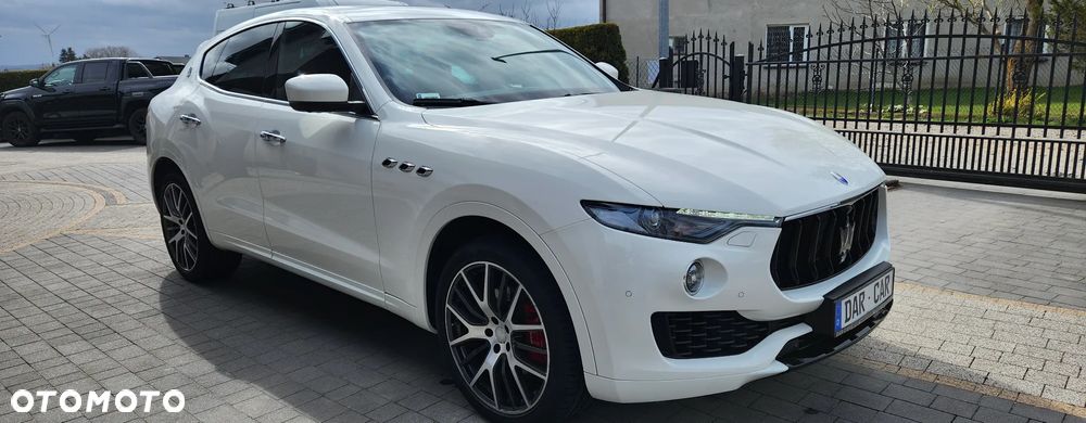 Maserati Levante Diesel Granlusso - 3