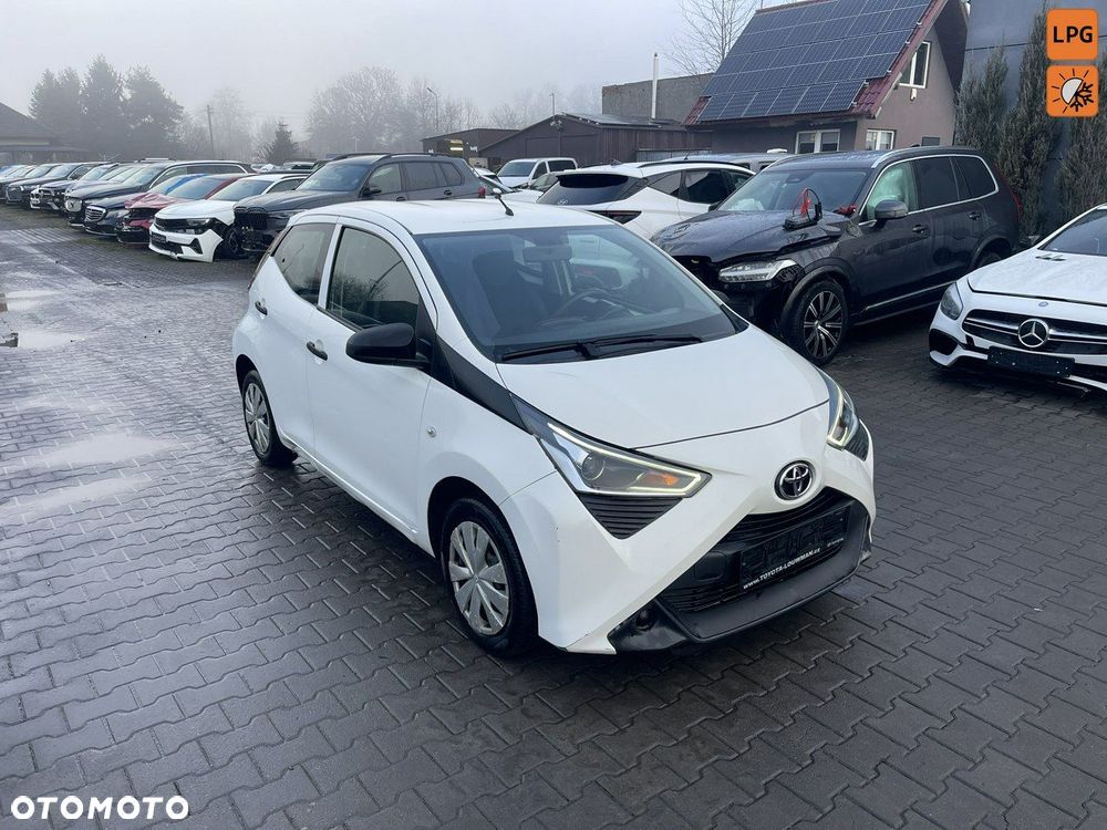 Toyota Aygo 1.0 VVT-i Black Edition - 1