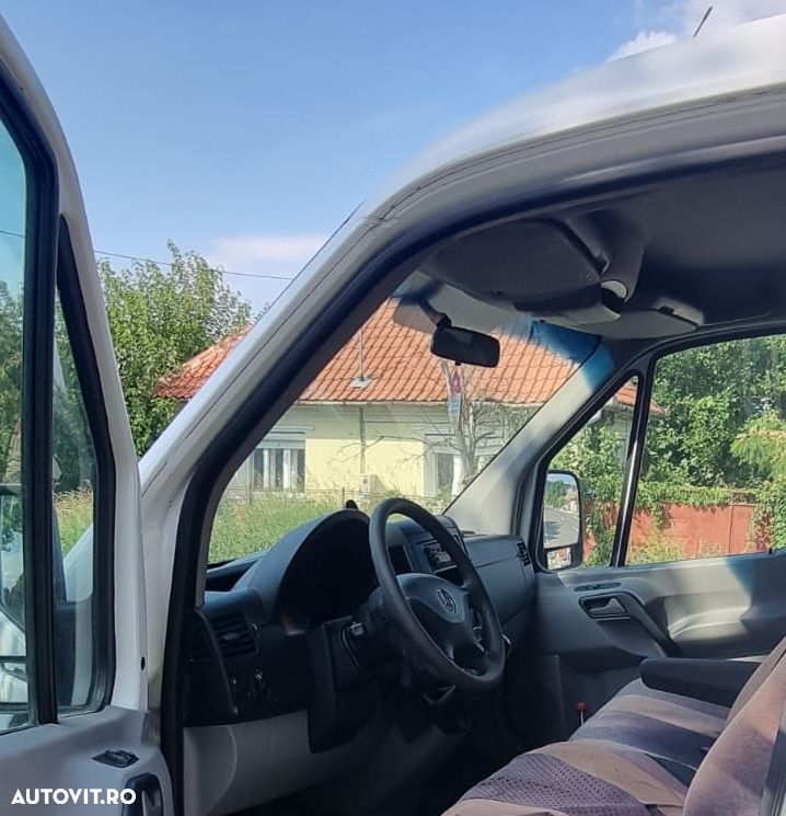 Mercedes-Benz Sprinter - 16