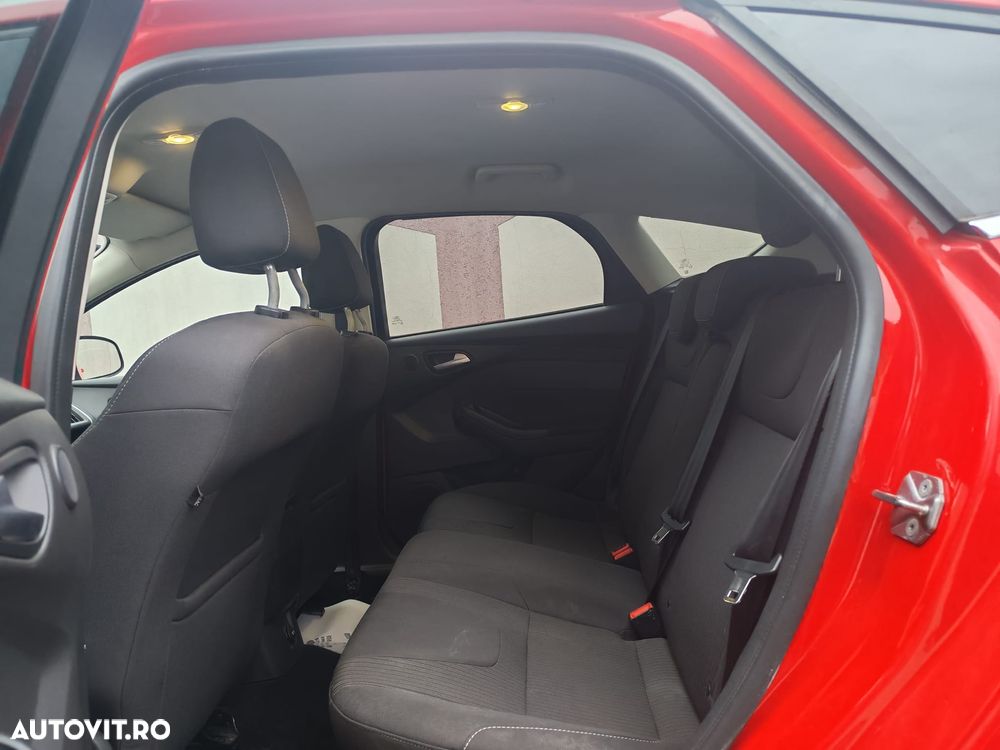 Ford Focus 1.6 EcoBoost Start-Stopp-System Titanium - 5