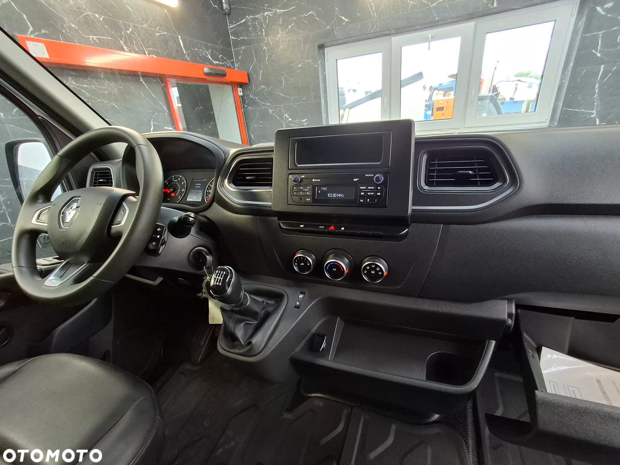 Renault Reno Master LIFT L2H2 Certyfikat ADR 9.1.1.2 EX/II Materiały Wybuchowe Furgon Van 3 Miejsca 2020r - 24