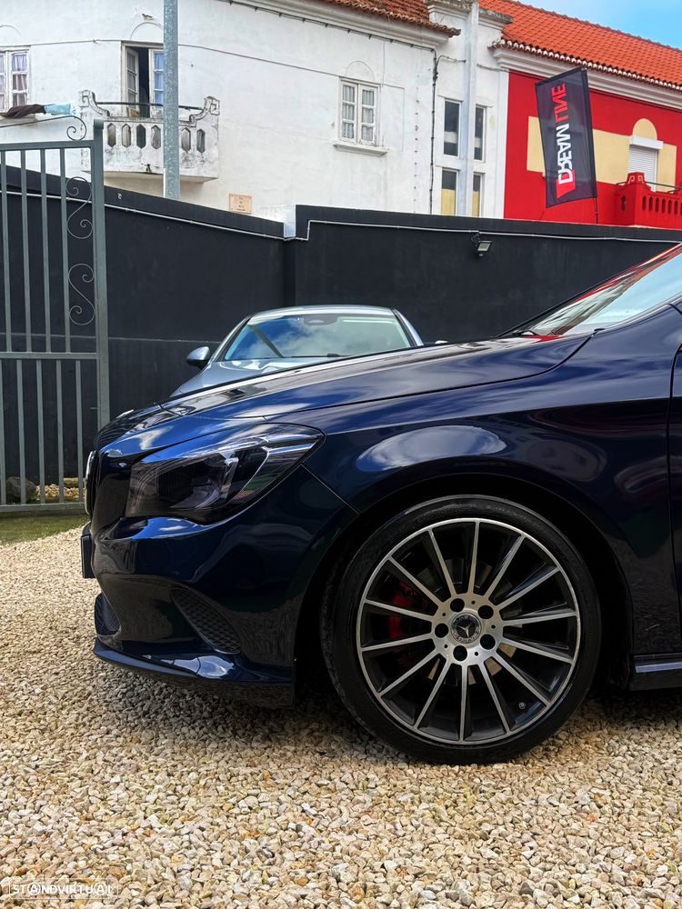 Mercedes-Benz CLA 180 d Shooting Brake AMG Line - 11