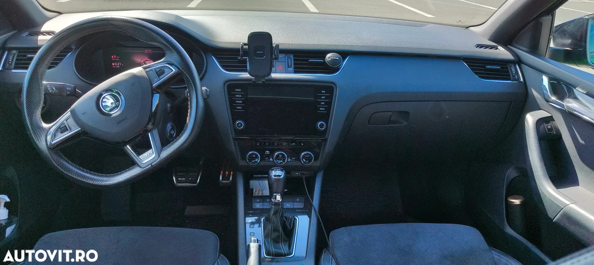 Skoda Octavia 2.0 245 TSI DSG RS - 7
