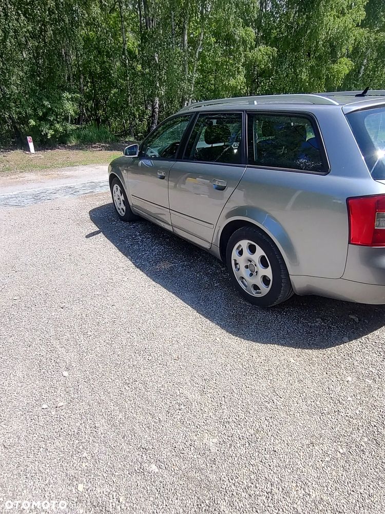 Audi A4 Avant 1.9 TDI - 9