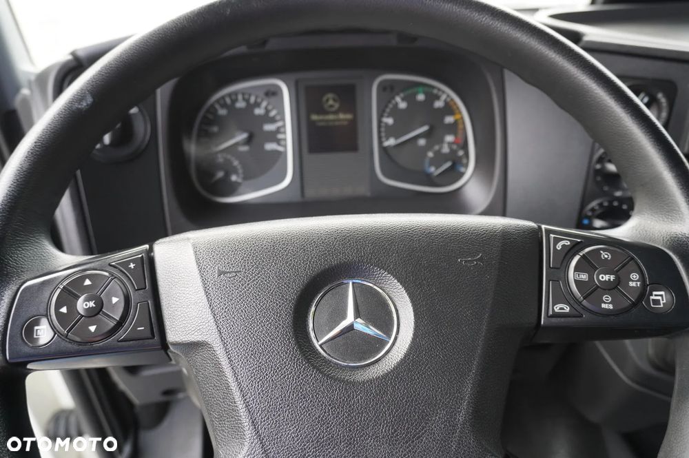 Mercedes-Benz Atego 1530 E6 chłodnia Lamberet 17 palet / ładowność 7t_202708 - 20