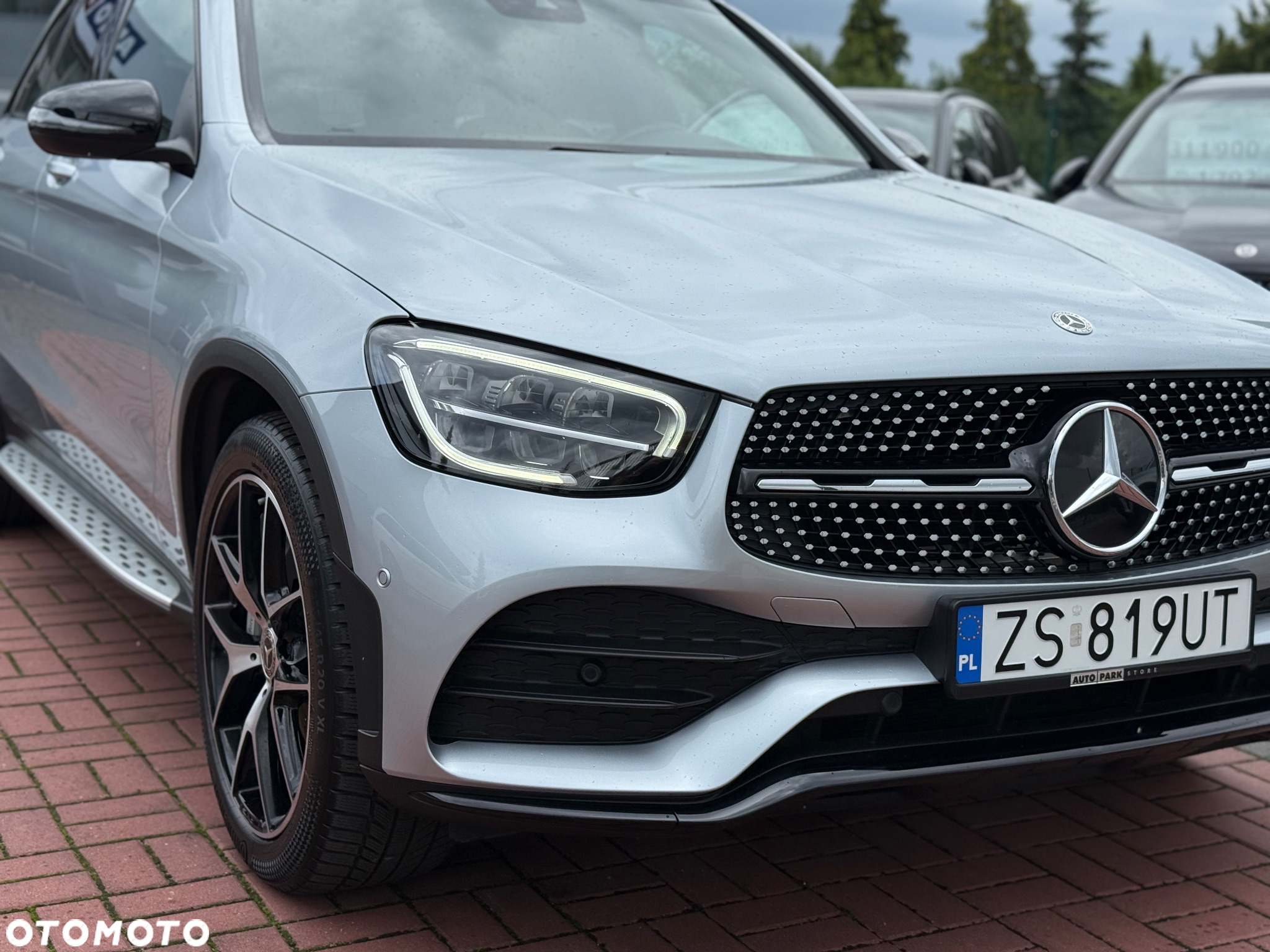 Mercedes-Benz GLC 220 d 4Matic 9G-TRONIC AMG Line Plus - 30