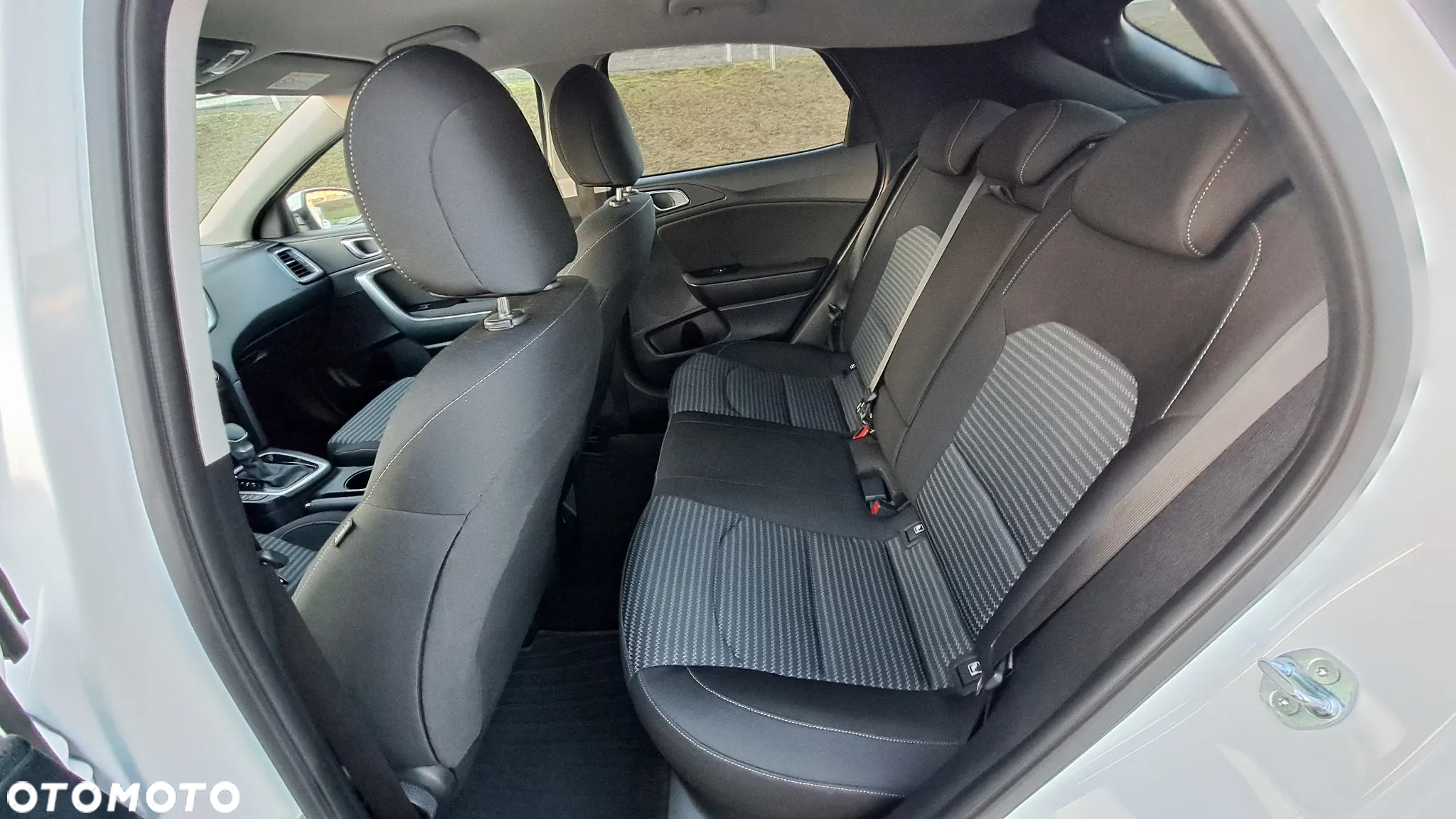 Kia XCeed 1.5 T-GDI M DCT - 36