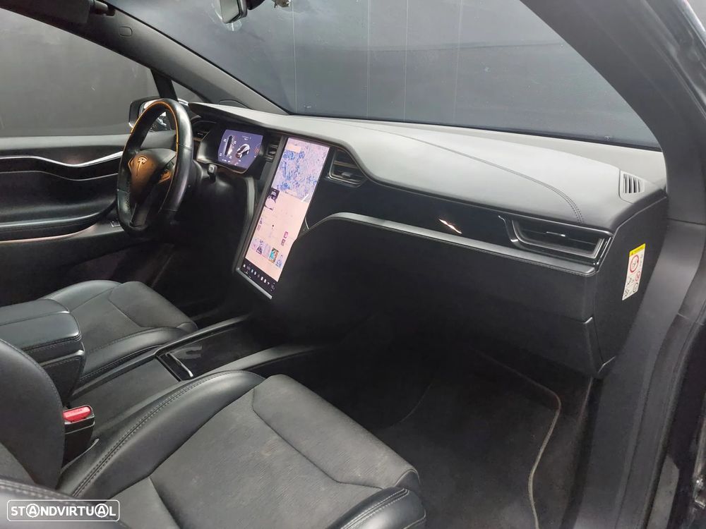 Tesla Model X 75D AWD - 9