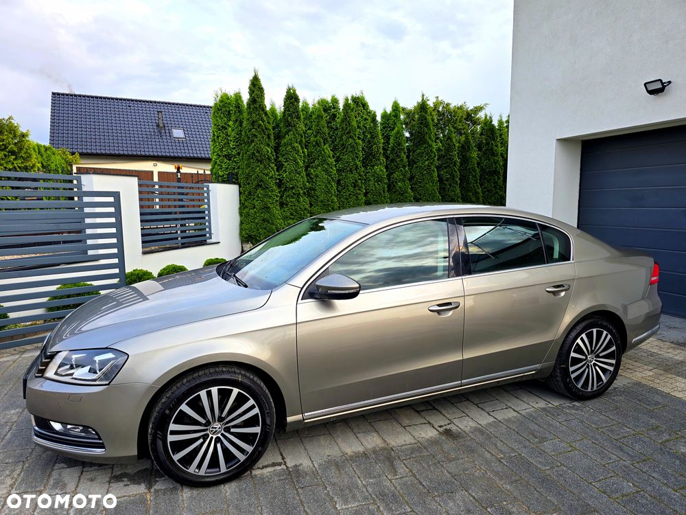 Volkswagen Passat 1.8 TSI Highline DSG - 28