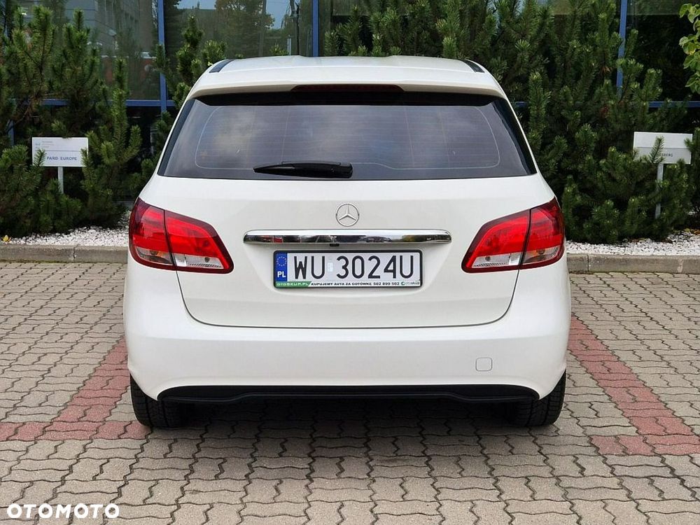 Mercedes-Benz Klasa B 180 BlueEFFICIENCY Edition - 13