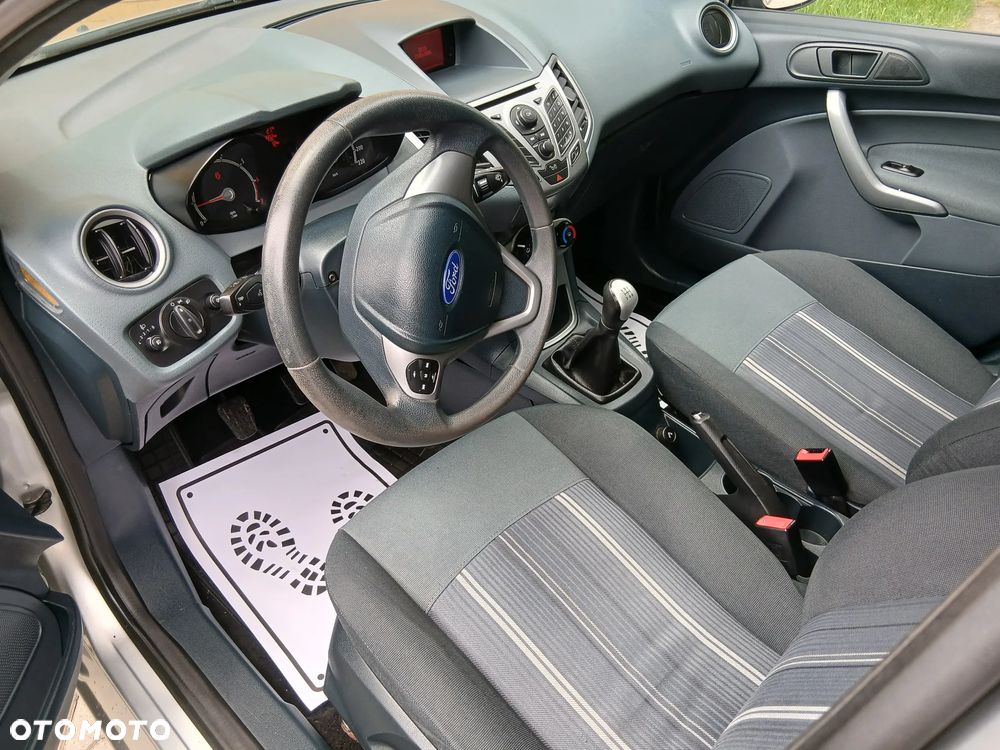 Ford Fiesta 1.25 Silver X (Ambiente) - 6