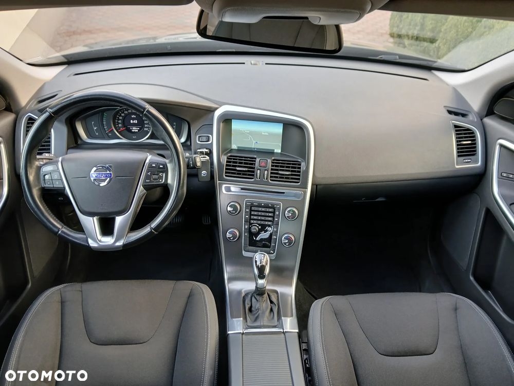 Volvo XC 60 T5 Geartronic Summum - 13