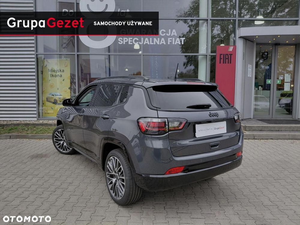 Jeep Compass - 19