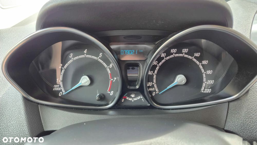 Ford Tourneo Courier 1.0 EcoBoost Titanium - 16