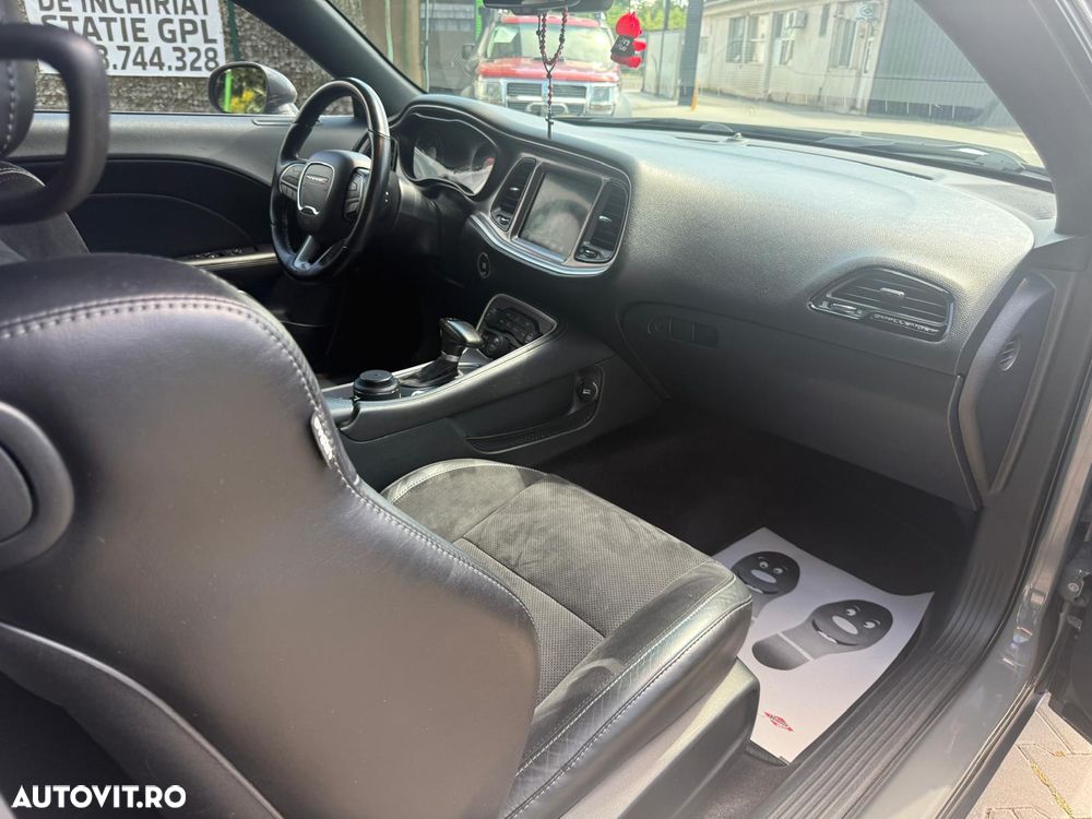 Dodge Challenger Automatik SXT Plus - 10