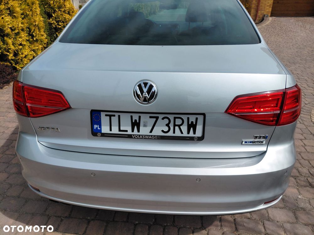 Volkswagen Jetta 2.0 TDI DPF BMT Comfortline - 11