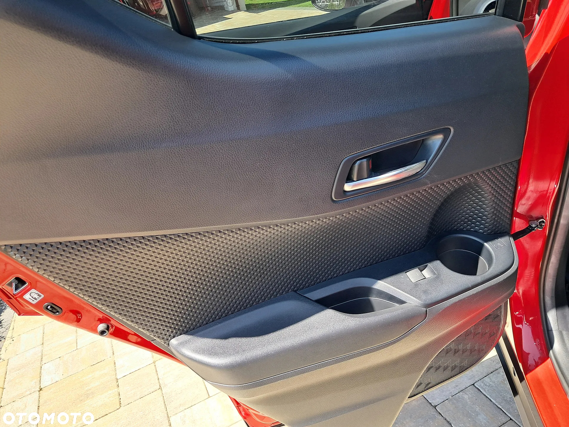 Toyota C-HR - 29