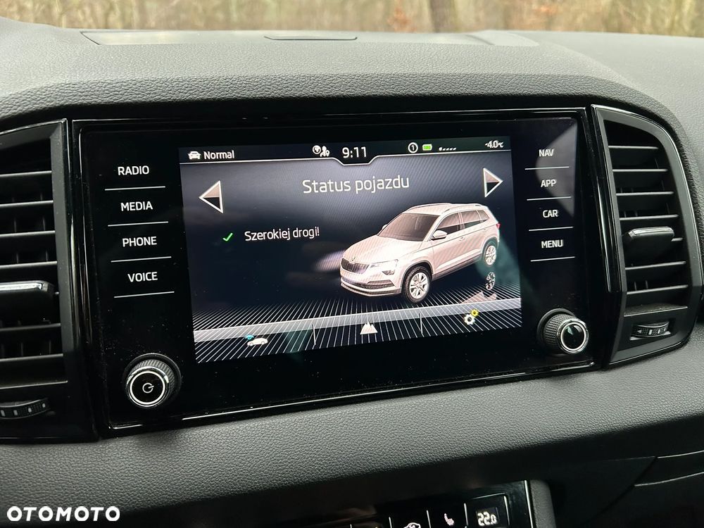 Skoda Karoq 2.0 TDI SCR 4x4 DSG Sportline - 23