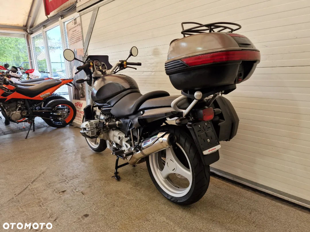 BMW R - 9