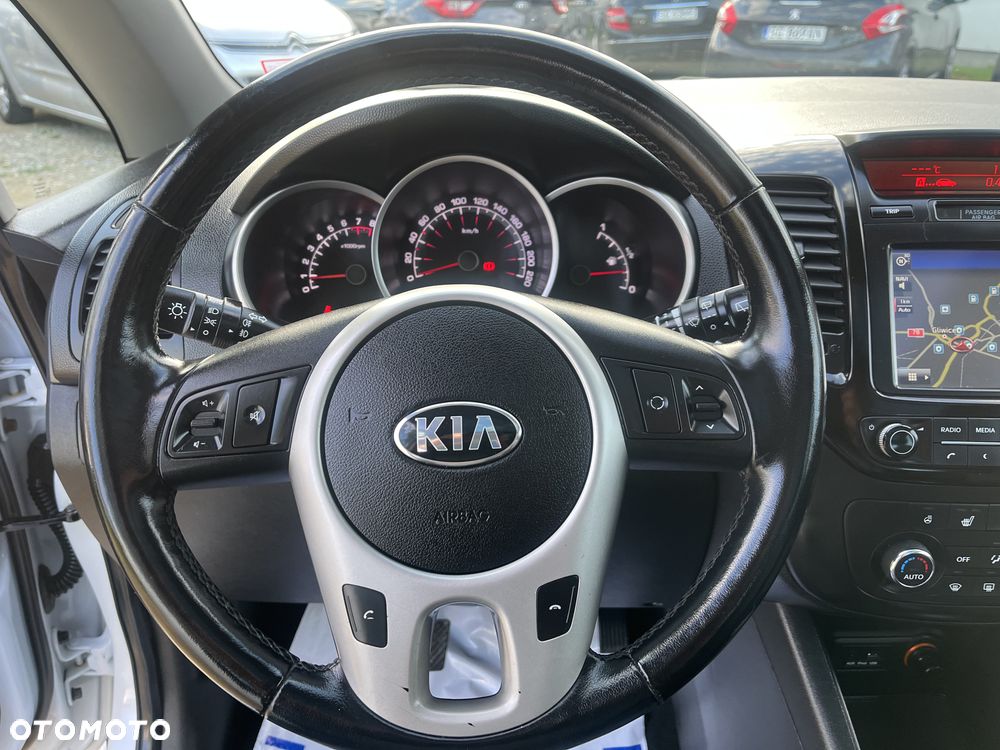 Kia Venga 1.6 CVVT Platinum Edition - 17
