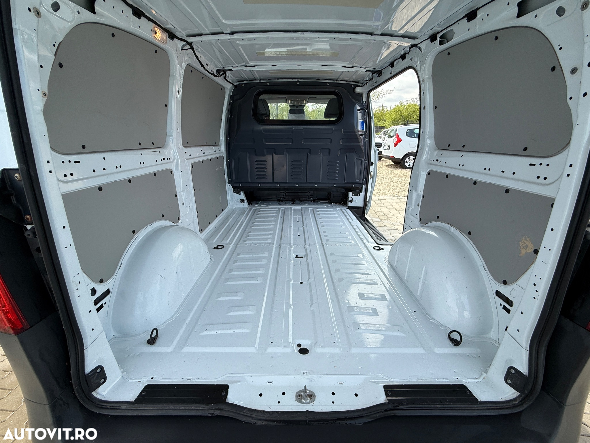 Mercedes-Benz Vito - 7