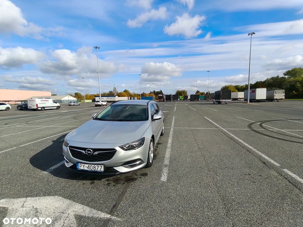 Opel Insignia - 18