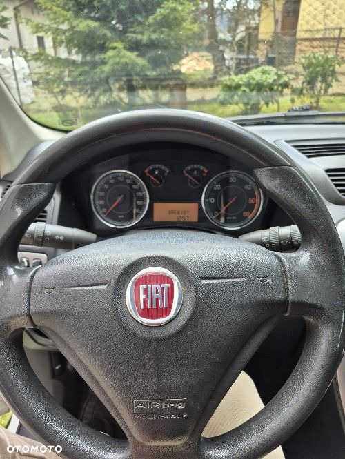 Fiat Croma 1.9 JTD Business - 3