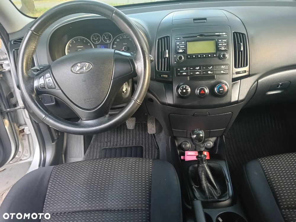 Hyundai i30 1.6 Classic - 21