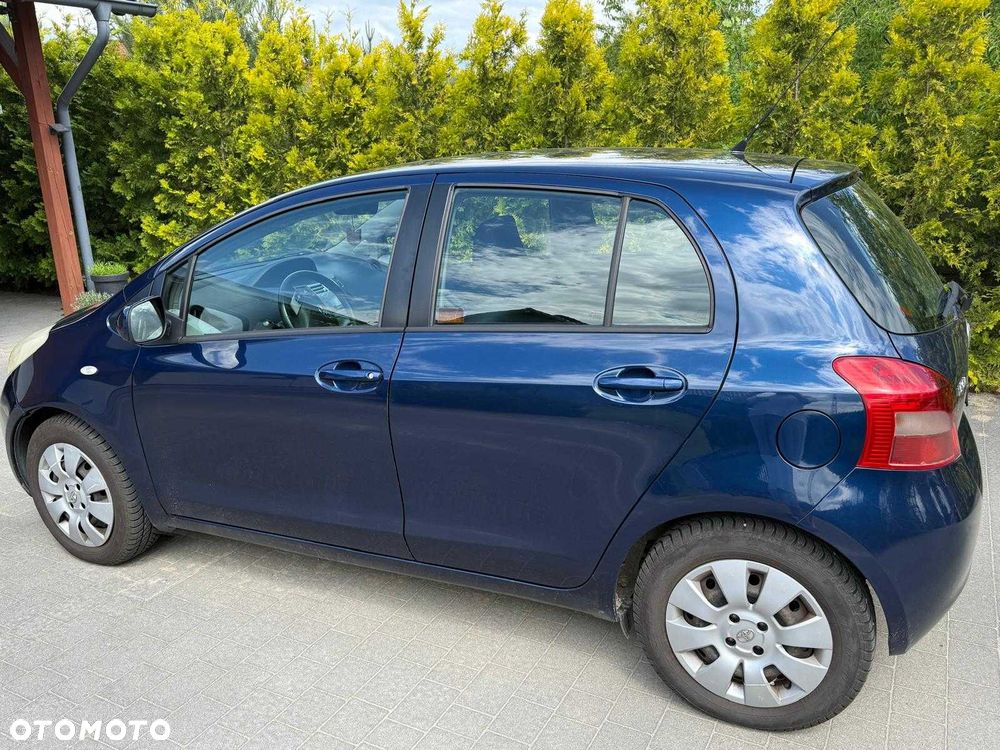 Toyota Yaris - 7