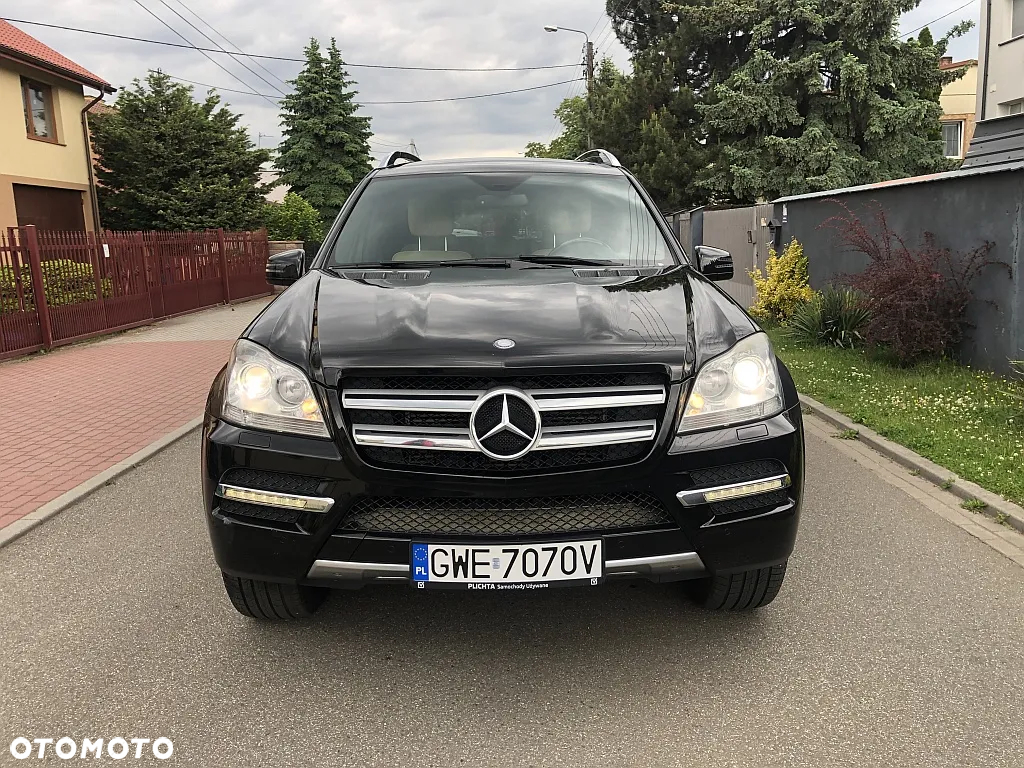 Mercedes-Benz GL 350 CDI BlueEff - 2