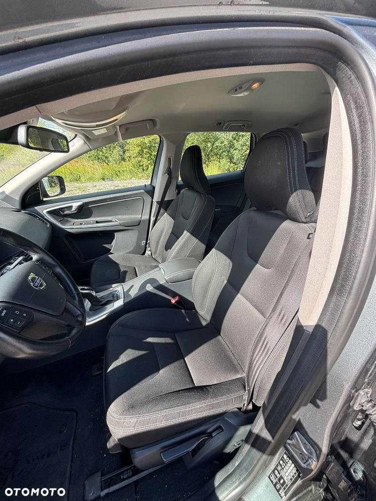 Volvo XC 60 D4 Drive-E Momentum - 13